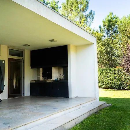 Exclusive & - By Proguest Villa