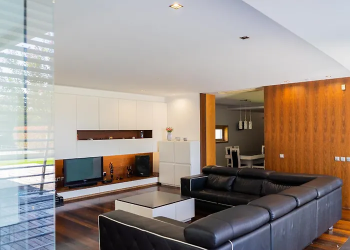 Exclusive & Βίλα *