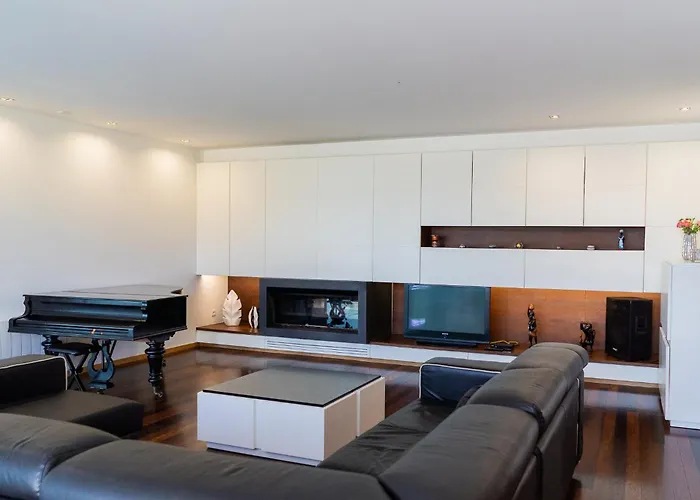 Βίλα Exclusive & *